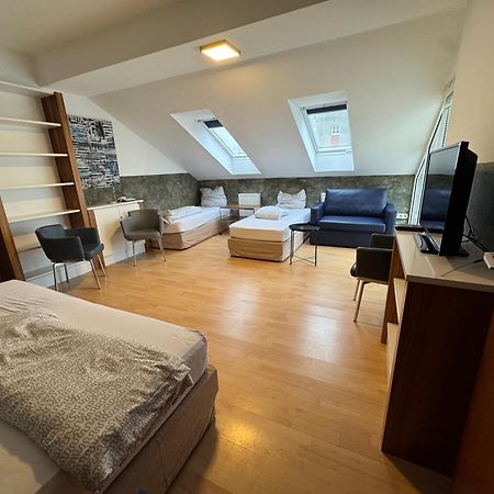 M M Central Apartments Gruppen, Handwerker Und Monteure Budget Berlim Exterior foto